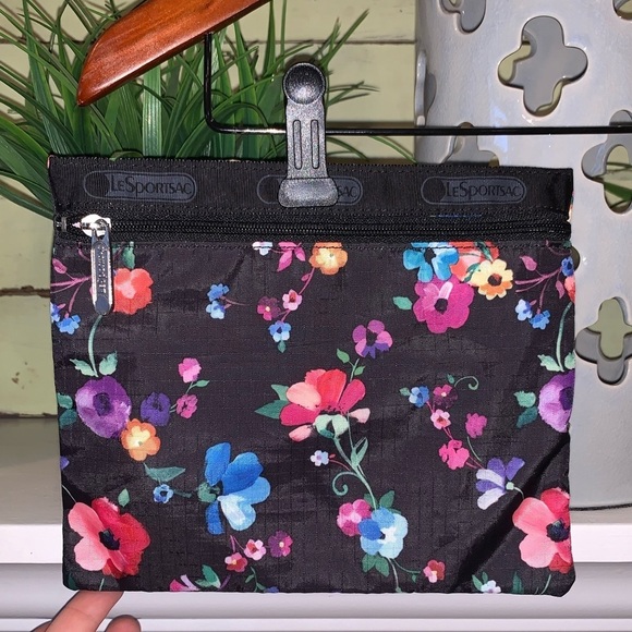 Lesportsac Handbags - LeSportsSac Black Nylon Small Zippered Travel Pouch Gently Used